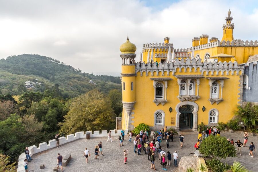 From Lisbon: Best of Sintra and Cascais Guided Day Tour - Who should book this tour?