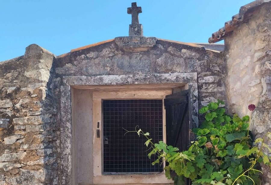 From Lisbon: Fátima and Sintra Private Tour - Valinhos puts the Fátima story in a local setting