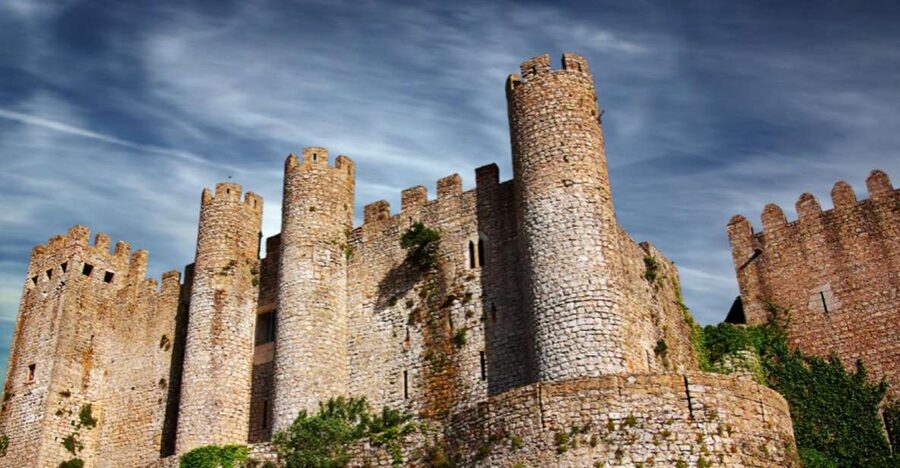 From Lisbon: Fátima, Batalha, Nazaré & Óbidos Full-Day Tour - Nazaré: fishing traditions below the giant waves