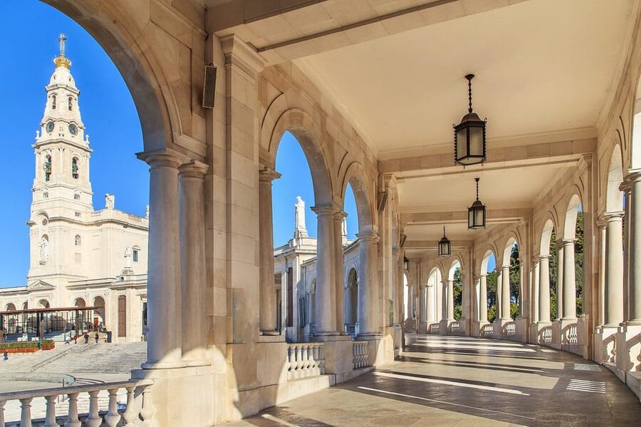 From Lisbon: Fatima, Batalha, Nazare, Obidos - Small Group - What the $39 price really buys you