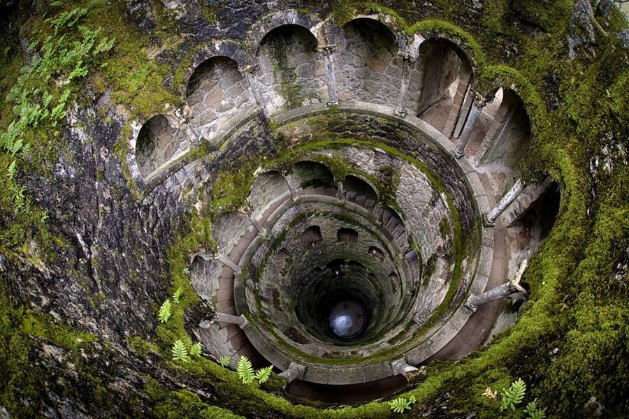 From Lisbon: Pena Palace, Regaleira, Sintra & Cascais Tour - Sintra old town and lunch time