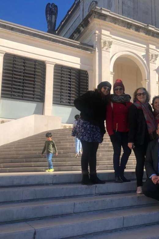 From Lisbon: Sanctuary of Fátima & the Little Shepherds Town - Free time: use it with a simple plan