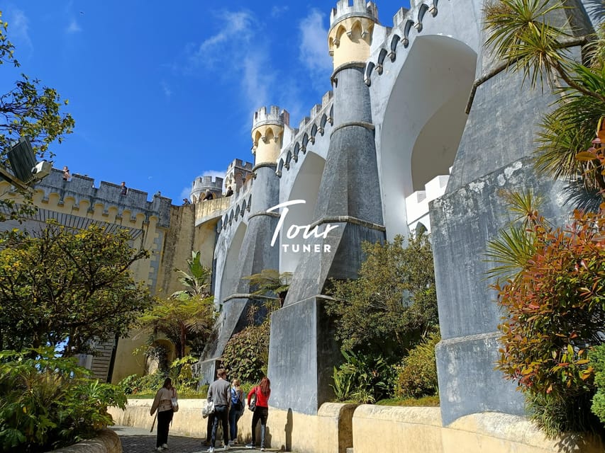 From Lisbon: Sintra, Cabo da Roca, & Cascais Private Tour - Lunch near Azóia