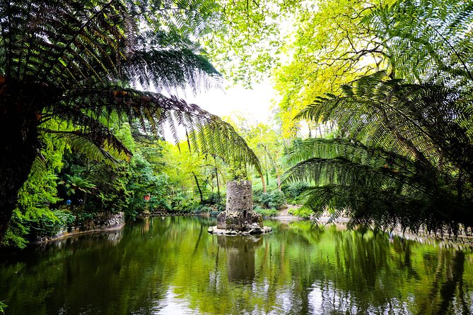 From Lisbon: Sintra's Historical and Natural Gems - Sintra Old Town and a practical lunch break