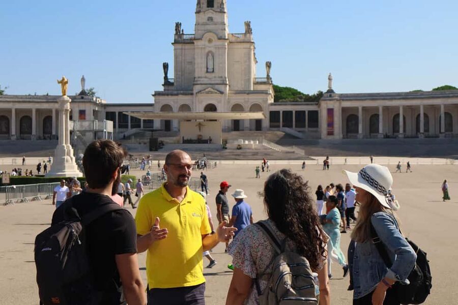 From Lisbon: Small Group Half-Day Fátima Tour - Why Fátima works as a half-day from Lisbon