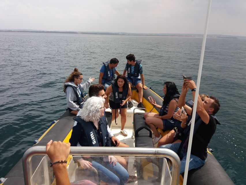 From Peniche: 1-Hour Cabo Carvoeiro Boat Tour - The slow opening along Peniche’s coast