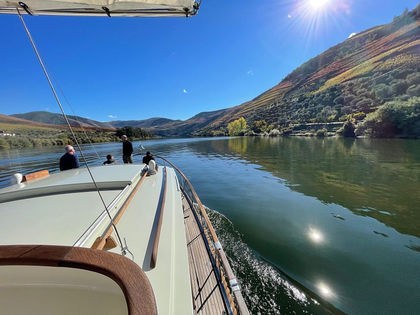From Pinhão: Private Yacht Cruise along the Douro River - Setting off from Ânima Durius in Pinhão