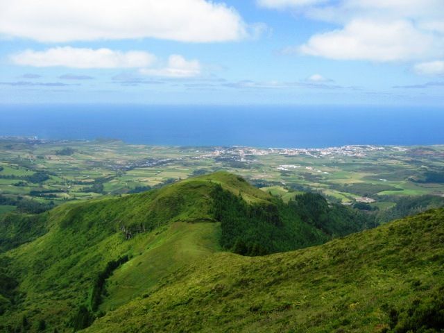 From Ponta Delgada: Lagoa do Fogo Half-Day Jeep Tour - Lagoa do Fogo by 4WD: what this half-day covers