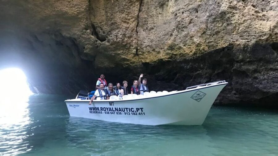 From Portimão: Algar de Benagil and Sea Caves Boat Tour - What the commentary adds