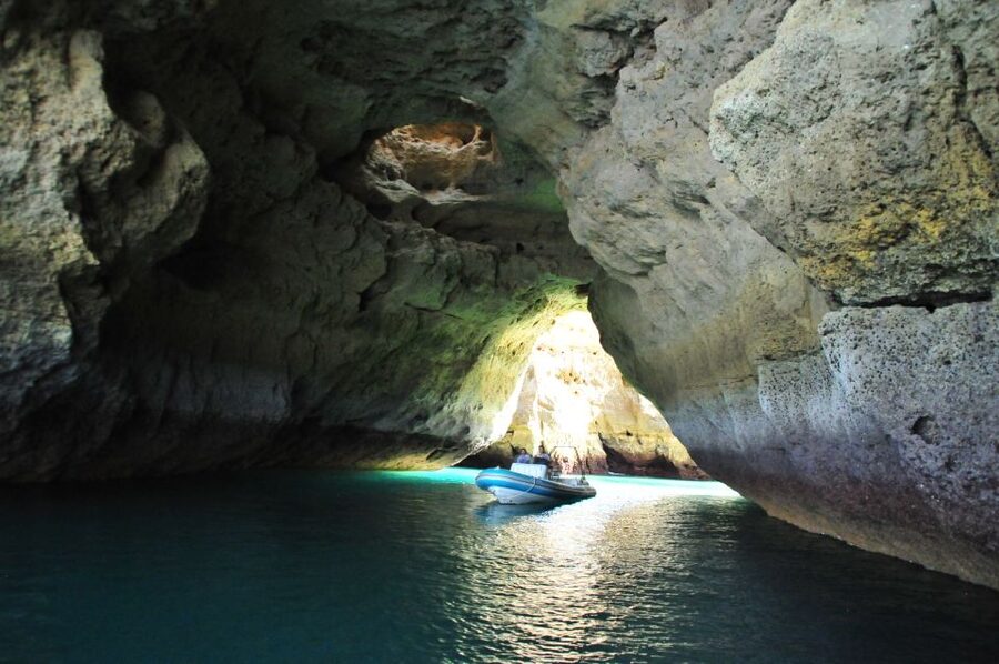 From Portimao: Benagil Cave and Marinha Beach Boat Tour - The strange rock shapes of Algar Seco