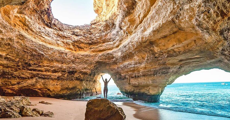 From Portimão: Benagil Sea Caves Boat Tour at Sunrise - A fast ride along the Algarve cliffs