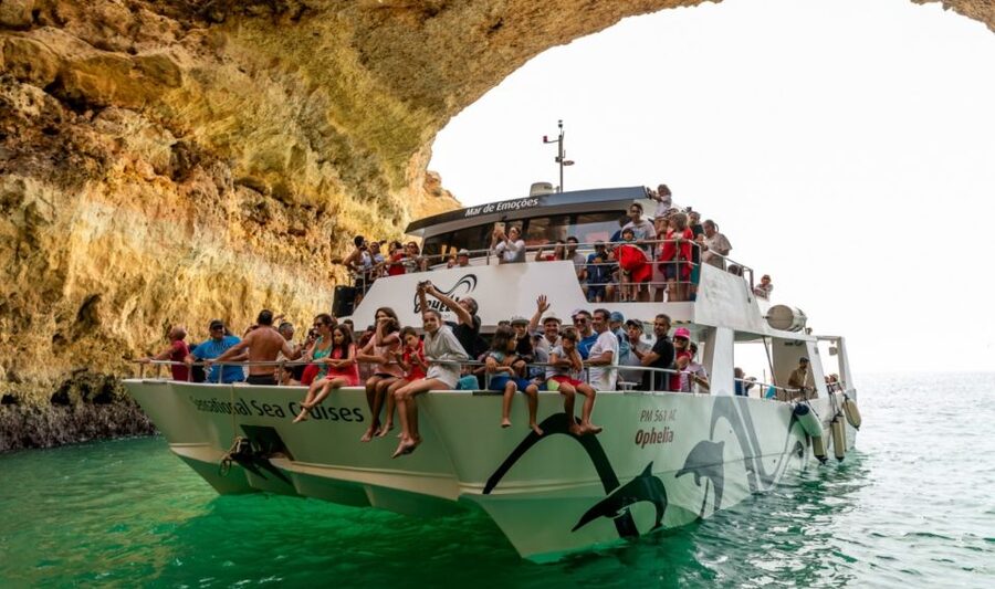 From Portimão: Catamaran Cruise to Benagil Caves with BBQ - The return along Carvoeiro’s coves