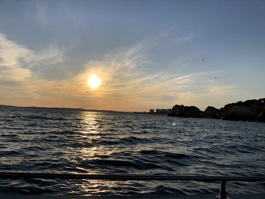 From Portimão: Sunset Boat Trip with Wine - The coast between Praia do Vau and Alvor