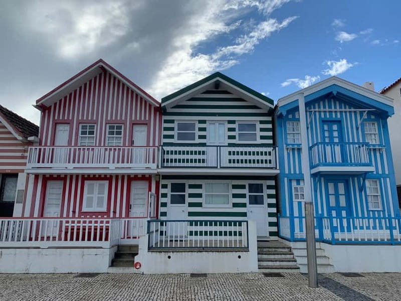 From Porto: Aveiro & Coimbra Tour with Moliceiro Boat Cruise - The guides make or break the day