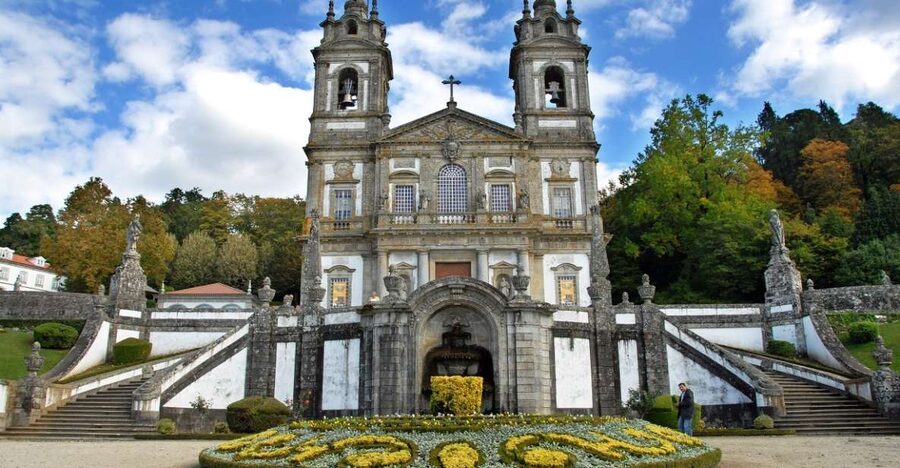 From Porto: Braga and Guimarães Full-Day Trip with Lunch - Why Guimarães is the right place to begin