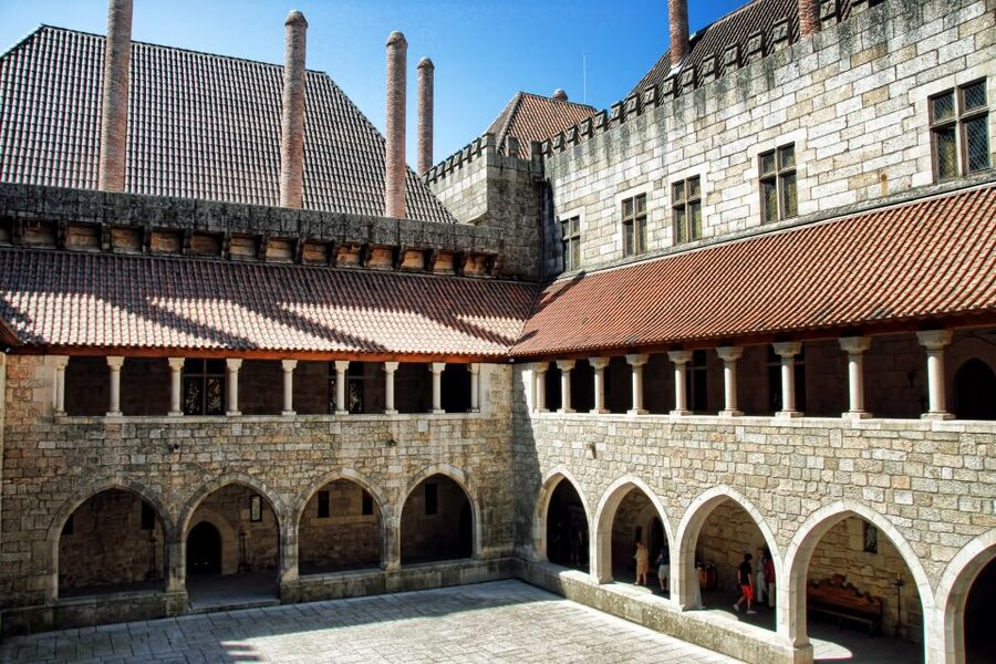From Porto: Braga & Guimarães with Lunch Small Group Tour - Bom Jesus do Monte and its famous staircase