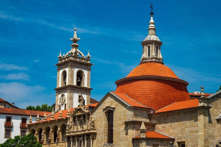 From Porto: Full-Day Douro Valley Trip - The second winery and Pinhão viewpoint