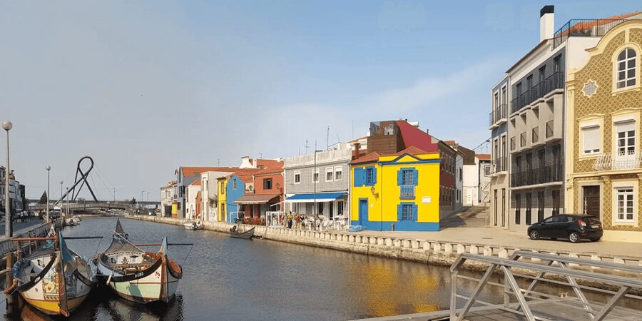 From Porto: Full-Day Trip to Coimbra & Aveiro with Boat Ride - The schedule is full, but clear