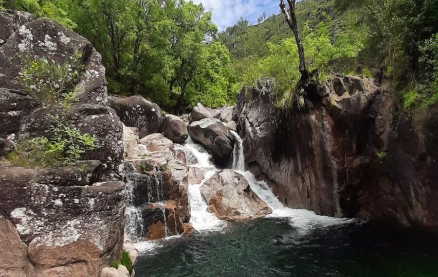 From Porto: Small Group Day Tour of Geres National Park - What makes the guides important