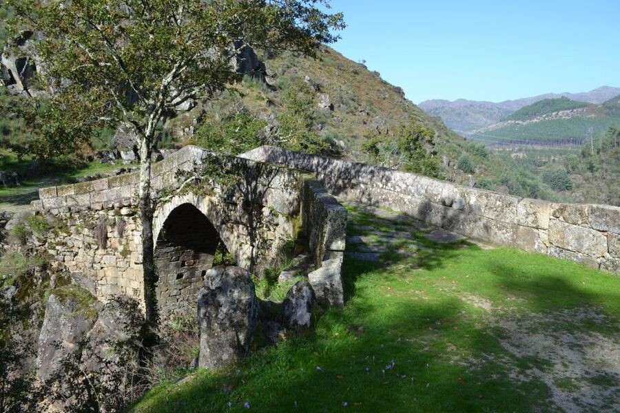 From Porto: Small Group Day Tour of Geres National Park - The 80-minute ride north