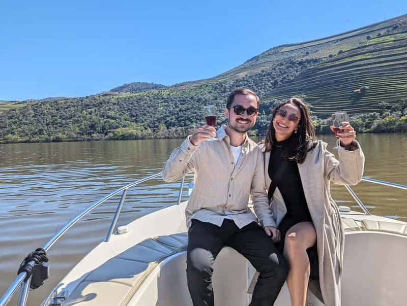 From Porto: Tastings at 2 Wineries, Chef's Lunch & Boat Tour - Meeting at the Sá da Bandeira Theater