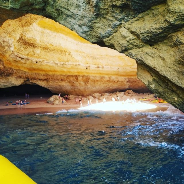 From Vilamoura: 2.5-Hour Benagil Cave and Dolphins Boat Tour - A well-paced 2.5 hours