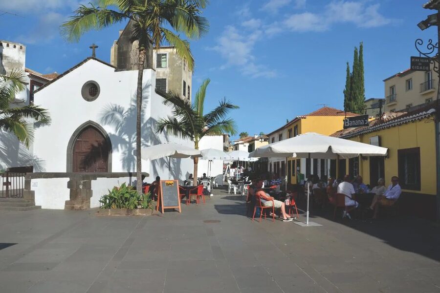 Funchal: Botanical Garden and Old Town Private Tuk-Tuk Tour - Starting in Funchal’s Zona Velha