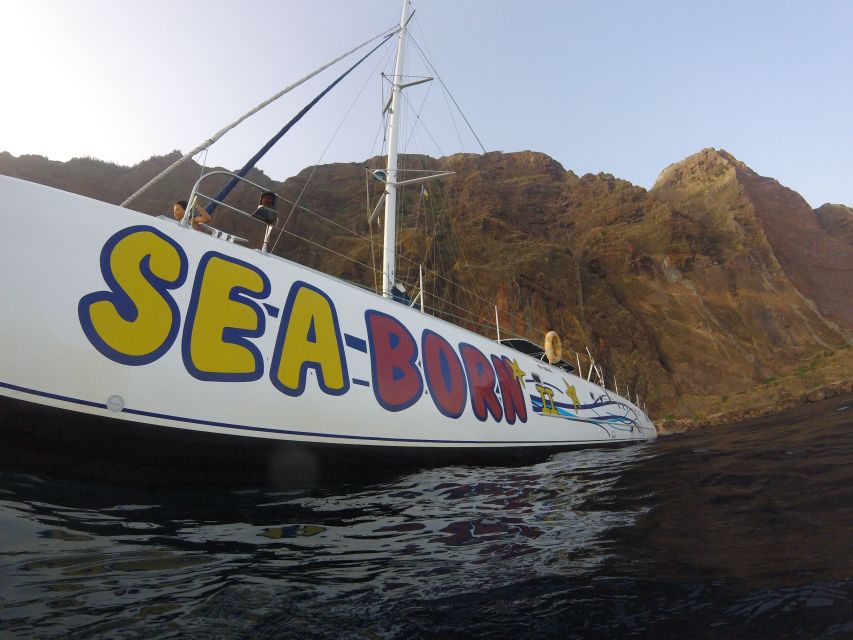 Funchal: Cabo Girão Sunset Catamaran Tour - The Cabo Girão swim stop