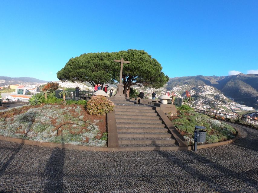 Funchal: Cabo Girão, Wines Tasting and Dolphins Watching - Jardim da Serra in an open-roof 4x4