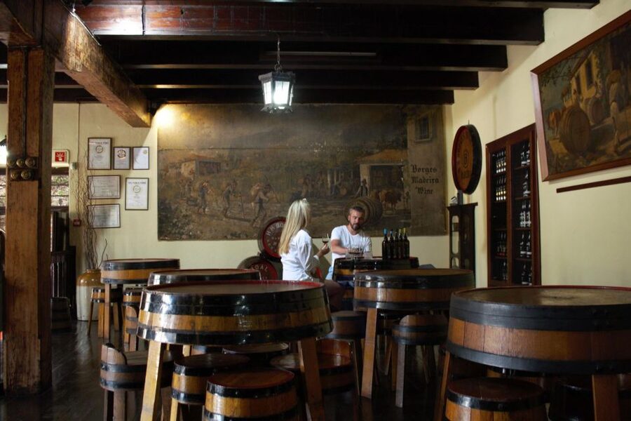 Funchal: H.M. Borges Winery Guided Tour with Wine Tasting - Three ways to taste Madeira wine