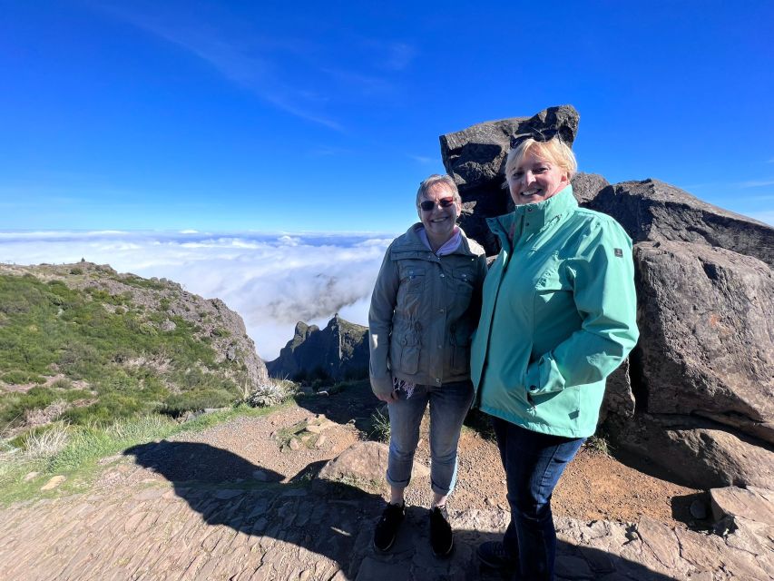 Funchal: Nuns Valley, Safari Tour, & Viewpoints with Sunset - What the guides add to the drive