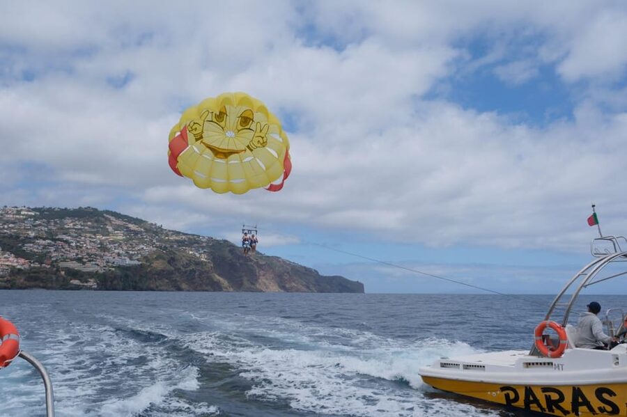 Funchal: Parasailing Tour on the Coast of Madeira Island - The safety briefing and harness setup