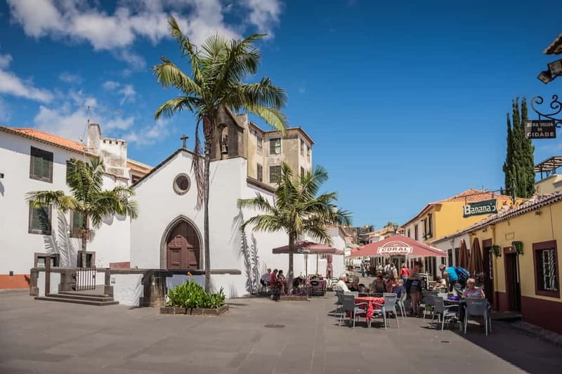 Funchal: Toboggan and Old Town Experience with Tukway - The carreiros and Madeira’s old-fashioned sled ride