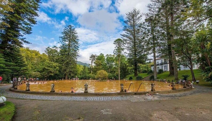 Furnas: Thermal Springs & Tea Plantation Day Tour with Lunch - Furnas and Terra Nostra Park: gardens with a hot-water twist