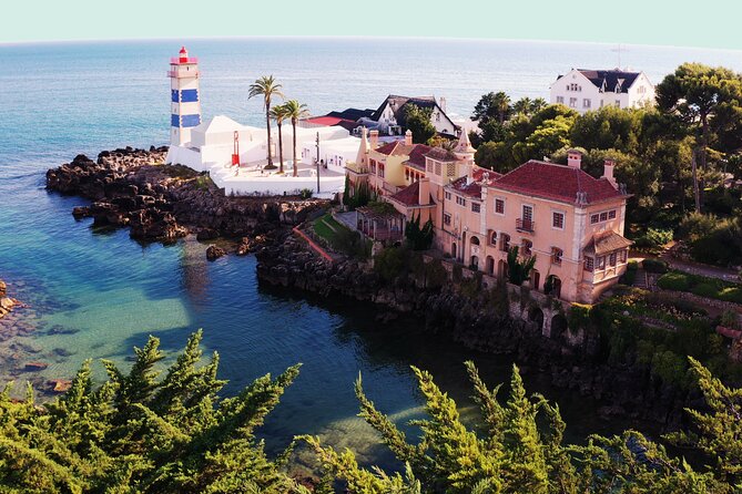 Guided Tour to Sintra, Pena, Regaleira, Cabo da Roca and Cascais - Lunch near Colares, with time for local food