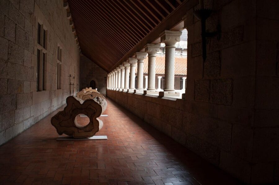 Guimarães: Palace of the Dukes of Bragança Entry Ticket - Porcelain, paintings, furniture, and historic textiles