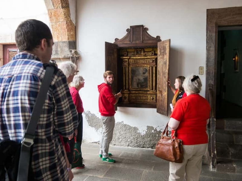 Hidden Funchal: Stories & Secrets Tour - Quiet lanes, leafy squares, and overlooked corners
