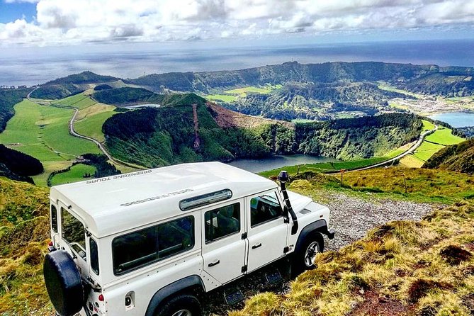 Jeep Tour Full Day Sete Cidades & Lagoa do Fogo with lunch and drinks included. - Lagoa do Fogo from the main belvedere