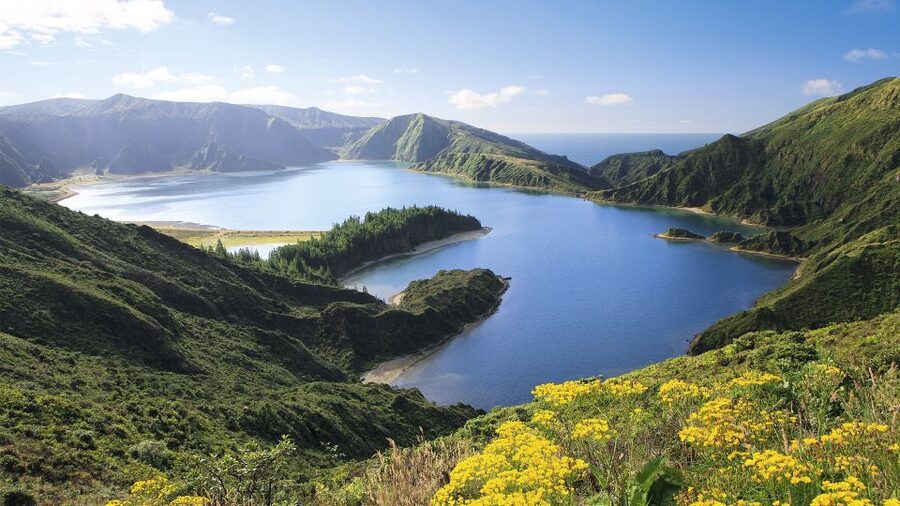 Lagoa do Fogo: Guided Volcano Geo Tour w/ Hotsprings Bathing - The $51 question: does the half-day value work?