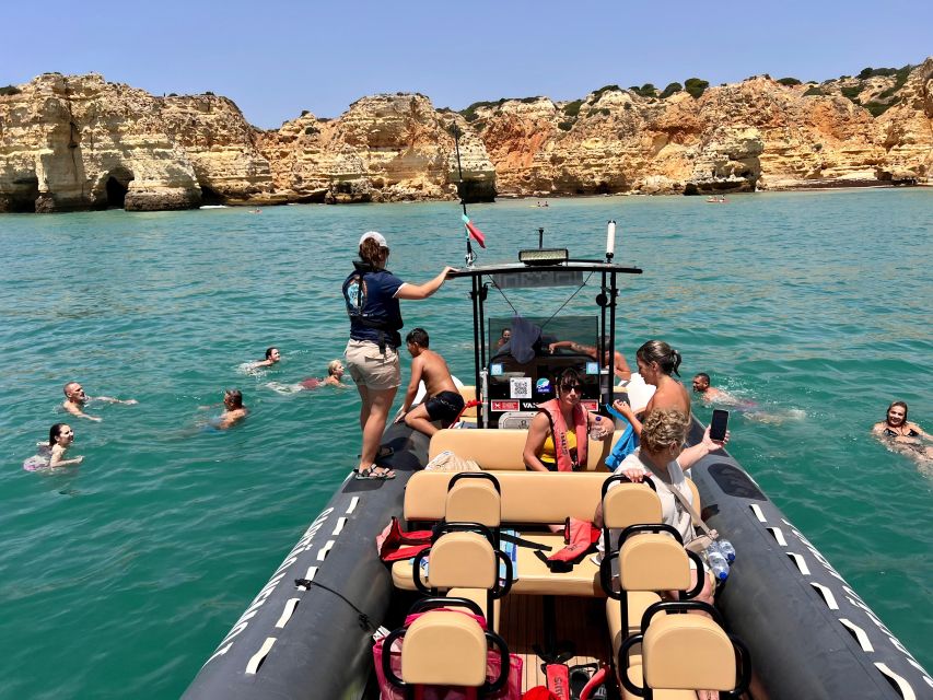 Lagoa: Dolphins Expedition with biologist guide on board - Two and a half hours searching the Atlantic