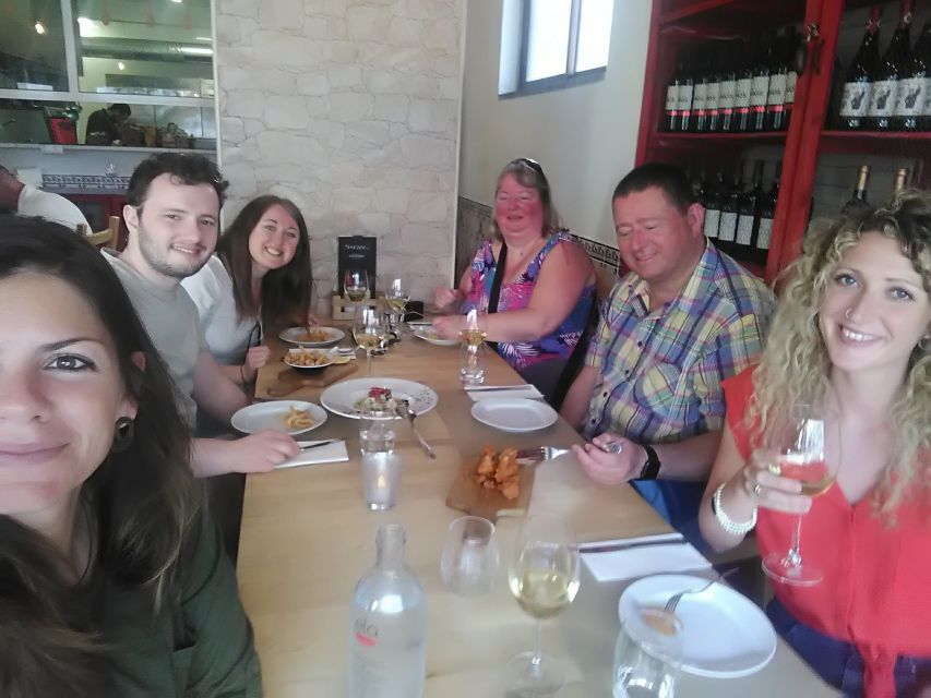 Lagos: 3-Hour Algarve Classic Food Tour - The drinks are part of the value