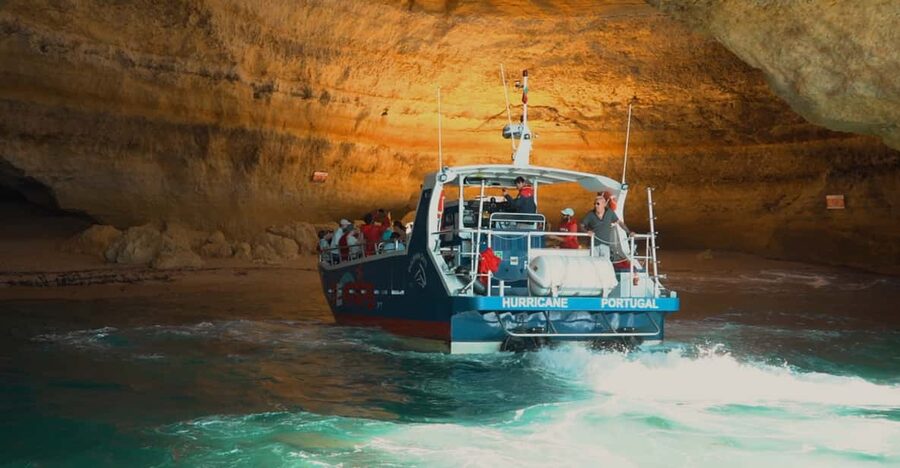 Lagos: Combo Dolphin and Benagil Tour with Marine Biologist - The long ride is part of the bargain