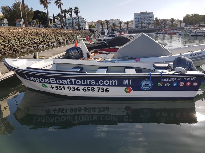 Lagos: Ponta da Piedade Grotto 1-Hour Tour with Local Guide - The narrow passages and famous caves