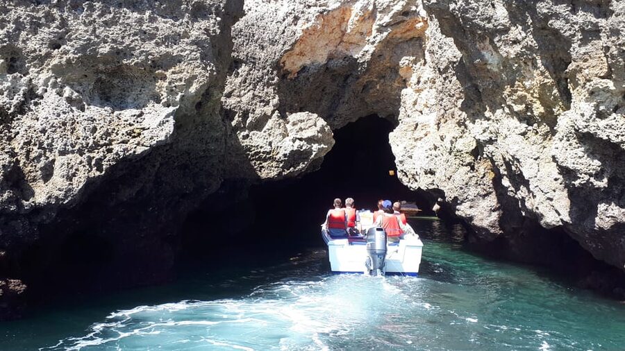 Lagos: Ponta da Piedade Grotto 1-Hour Tour with Local Guide - The rock formations with animal names