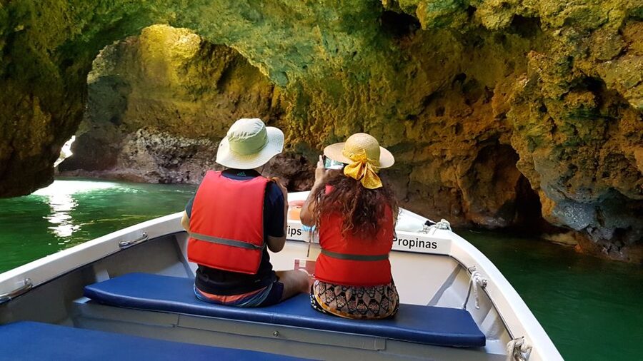 Lagos: Ponta da Piedade Grotto 1-Hour Tour with Local Guide - Leaving Lagos Marina for the cliffs