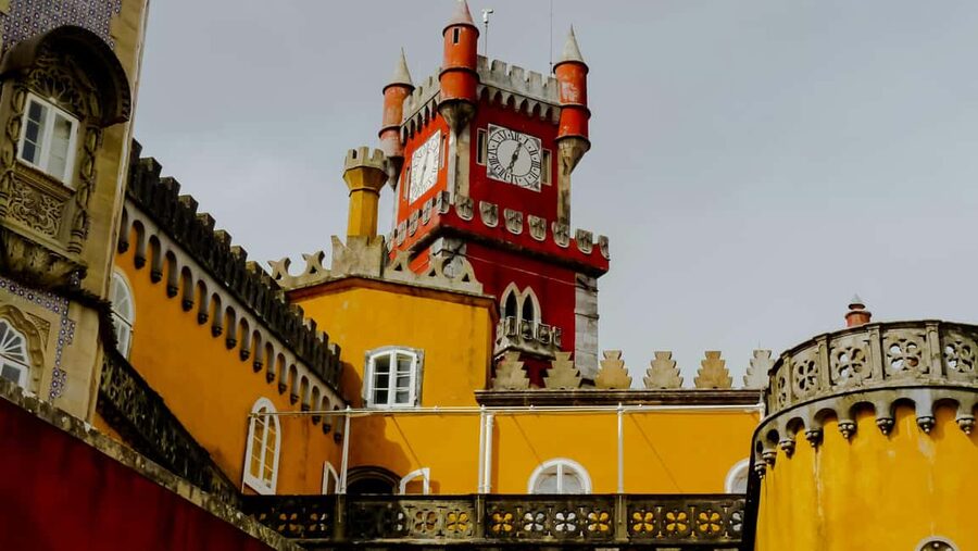 Lisboa: Sintra, Pena Palace, Cabo da Roca Coast and Cascais - What to bring and what to expect