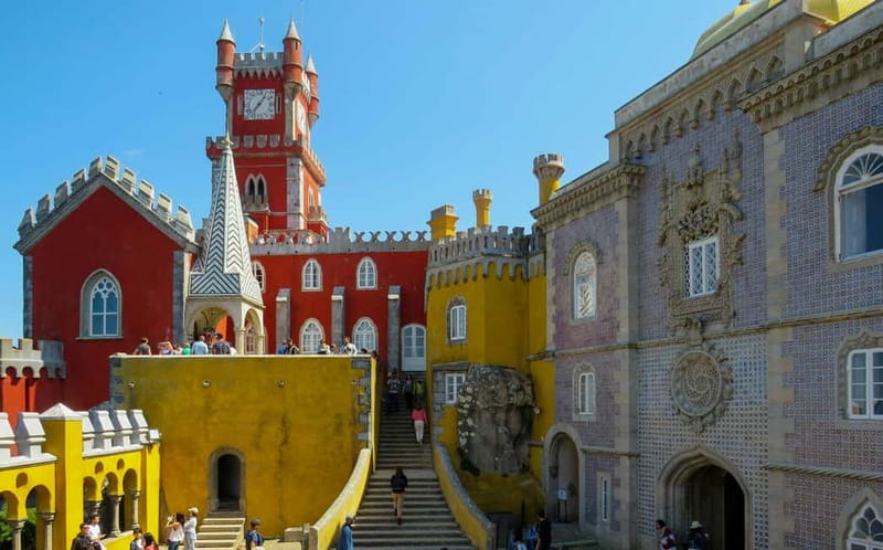 Lisboa: Sintra, Pena Palace, Cabo da Roca Coast and Cascais - Sintra village, pastries, and royal views