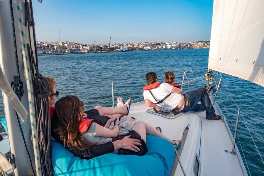 Lisbon: 1 or 2-Hour Cruise along the Tagus River - Who should book this Tagus River cruise?