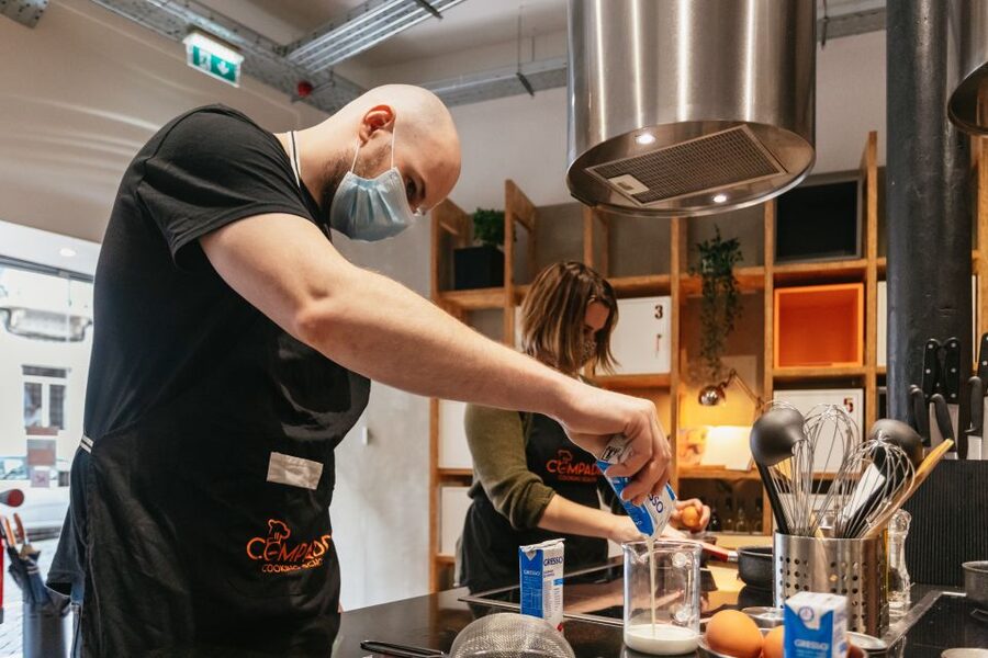 Lisbon: 2-Hour Pastel de Nata Cooking Class - Eating what you made together