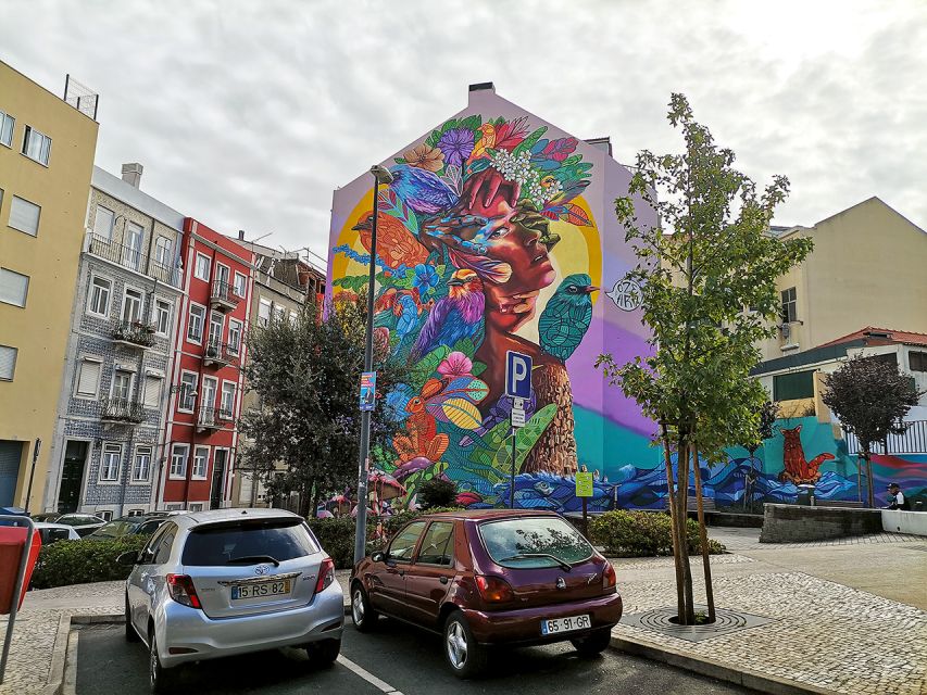 Lisbon: 2-Hour Street Art Photo Tour - From Lisbon’s old streets to the castle hill